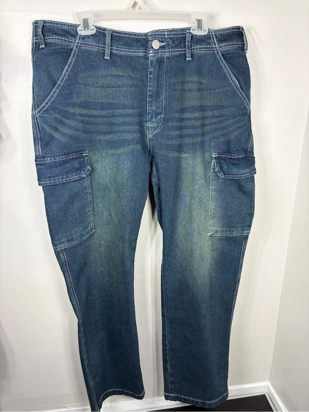 True Religion Men’s Cargo Jeans Blue Wash‎ Size 36 Straight Leg